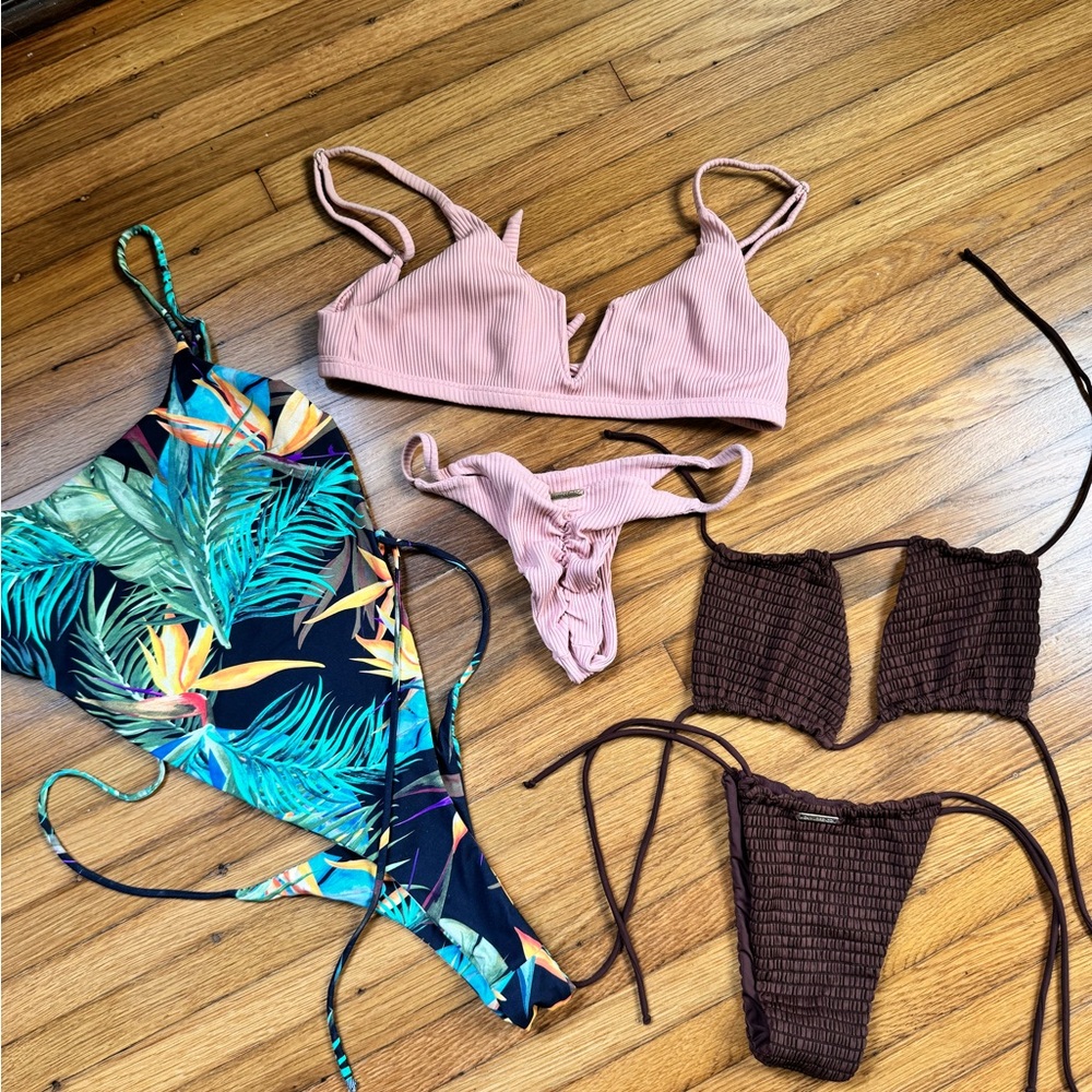 San Lorenzo bikini bundle